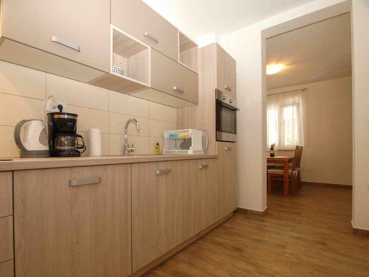 4 Stars Apartments-Pikula Fažana Eksteriør billede