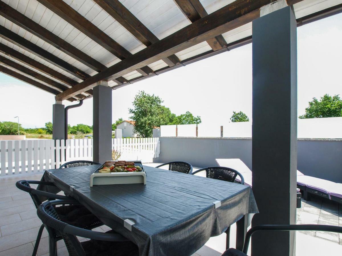 4 Stars Apartments-Pikula Fažana Eksteriør billede
