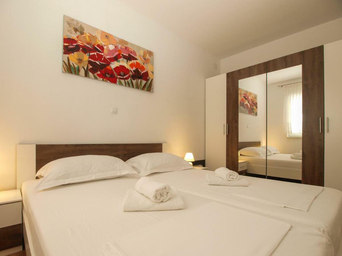 4 Stars Apartments-Pikula Fažana Eksteriør billede