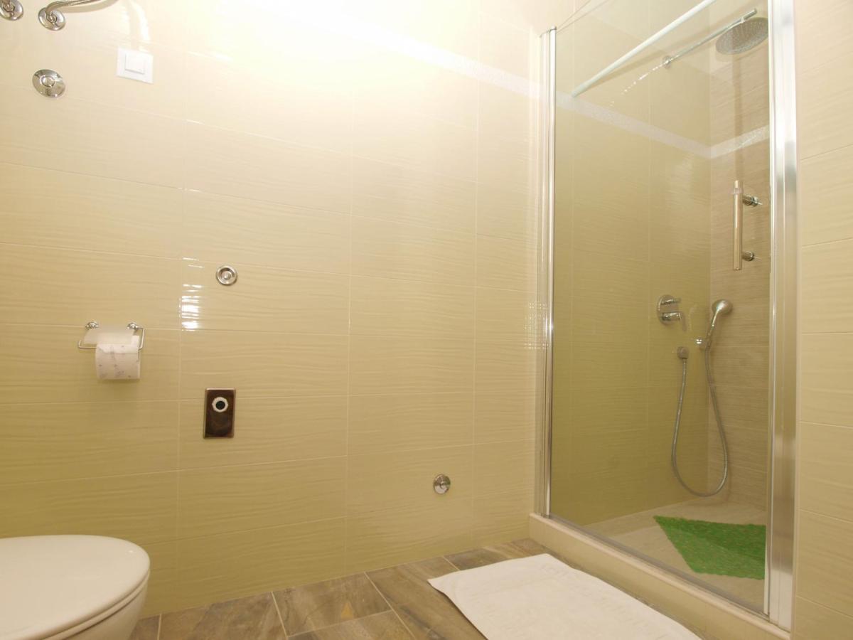 4 Stars Apartments-Pikula Fažana Eksteriør billede